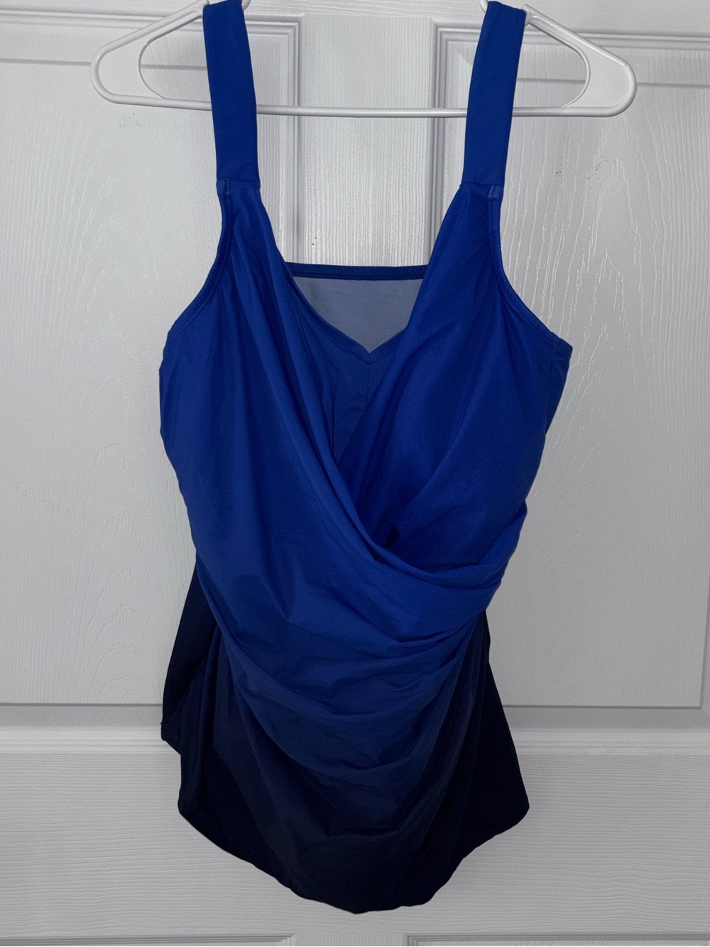 Lands’ End One Piece Swimsuit Women’s Sz 16W Blue Ombré Swim Bathing Suit